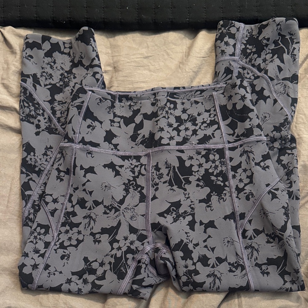 Lululemon Athletica Black and Gray Floral Leggings